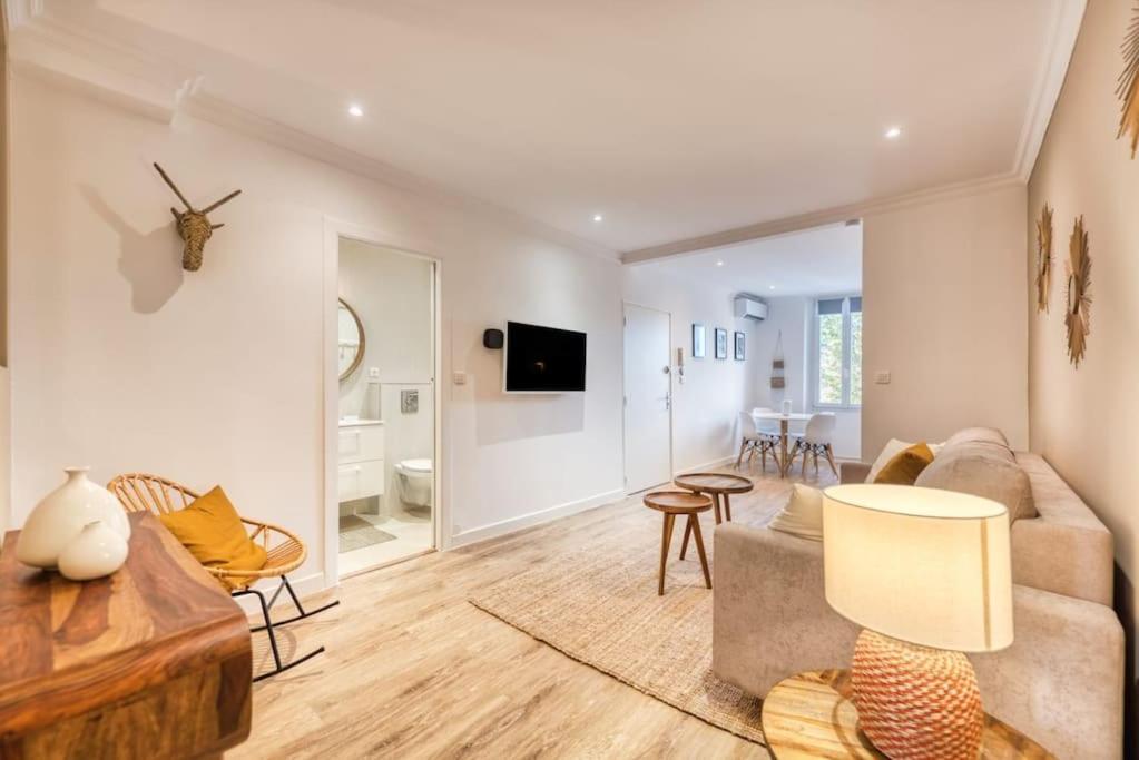 Appartement Neuf Centre Ville Et Plage A Proximite Saint-Raphaël المظهر الخارجي الصورة